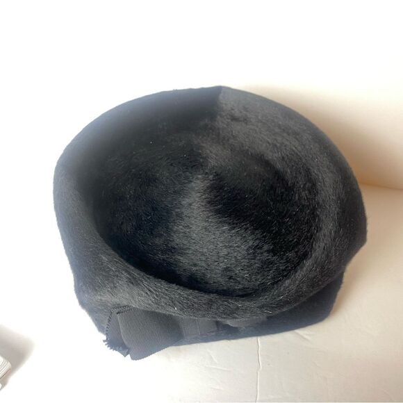 Vintage Christine Original Brigitte Body Made in Italy Black Pillbox Style Hat - Picture 10 of 16